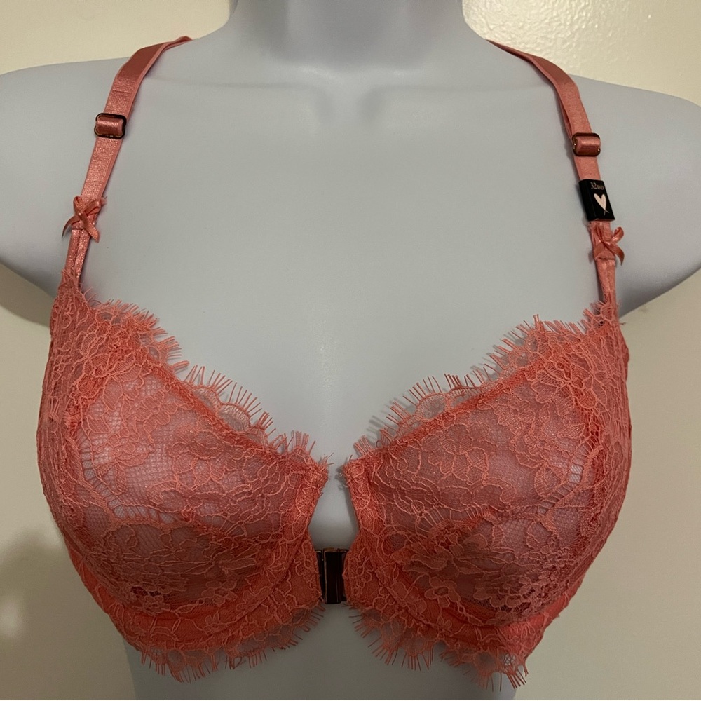 NWOT Victoria Secret Angels 32DD 32E E70 Bra Front Close Lace READ Unlined Tall?